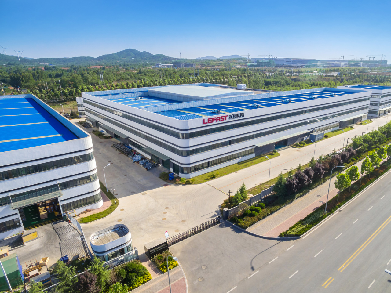 LEFAST industrial door manufacturing facility
