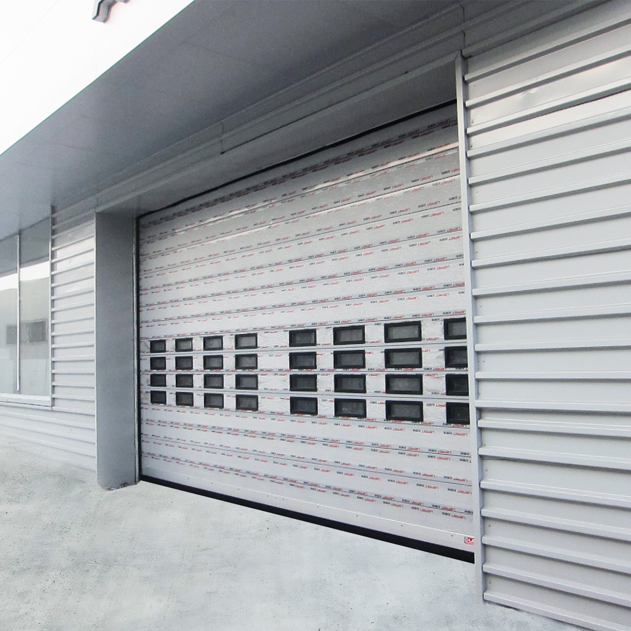 Automotive Dealer Shop