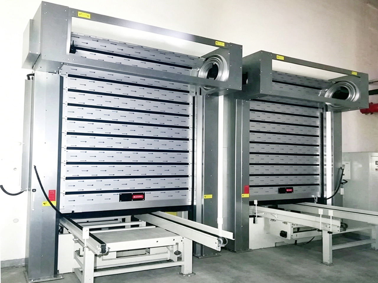 High-speed spiral door used in automated production